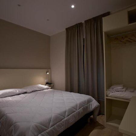 Onorati Hotel Priverno Ngoại thất bức ảnh