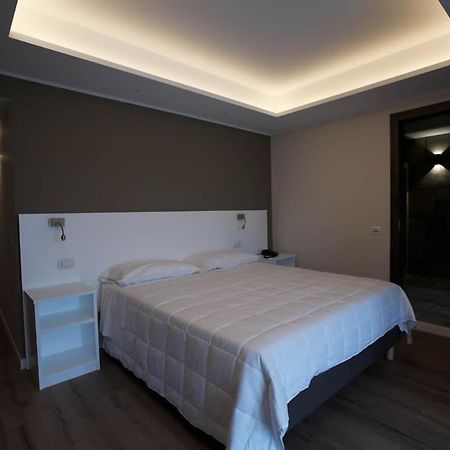 Onorati Hotel Priverno Ngoại thất bức ảnh
